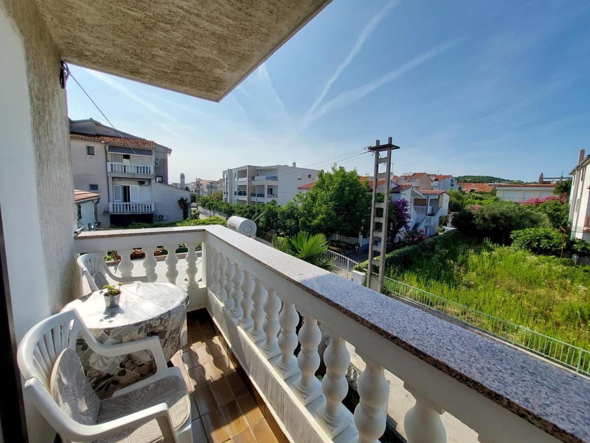 Apartmani Rahela Vodice Buitenkant foto